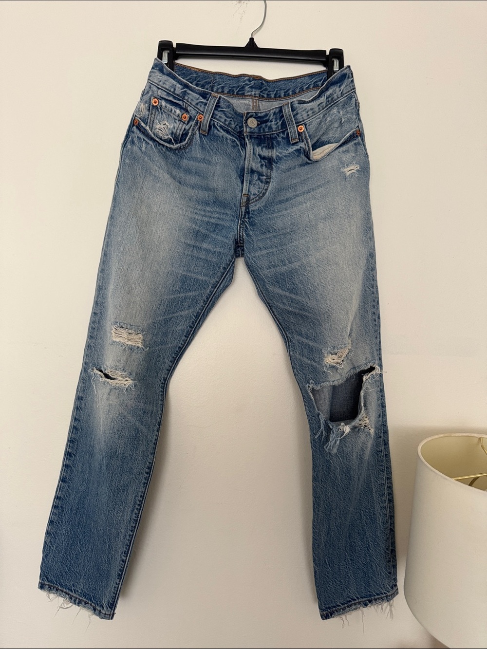 Vintage Levi's Light Blue Distressed Straight Jeans 24W/L32